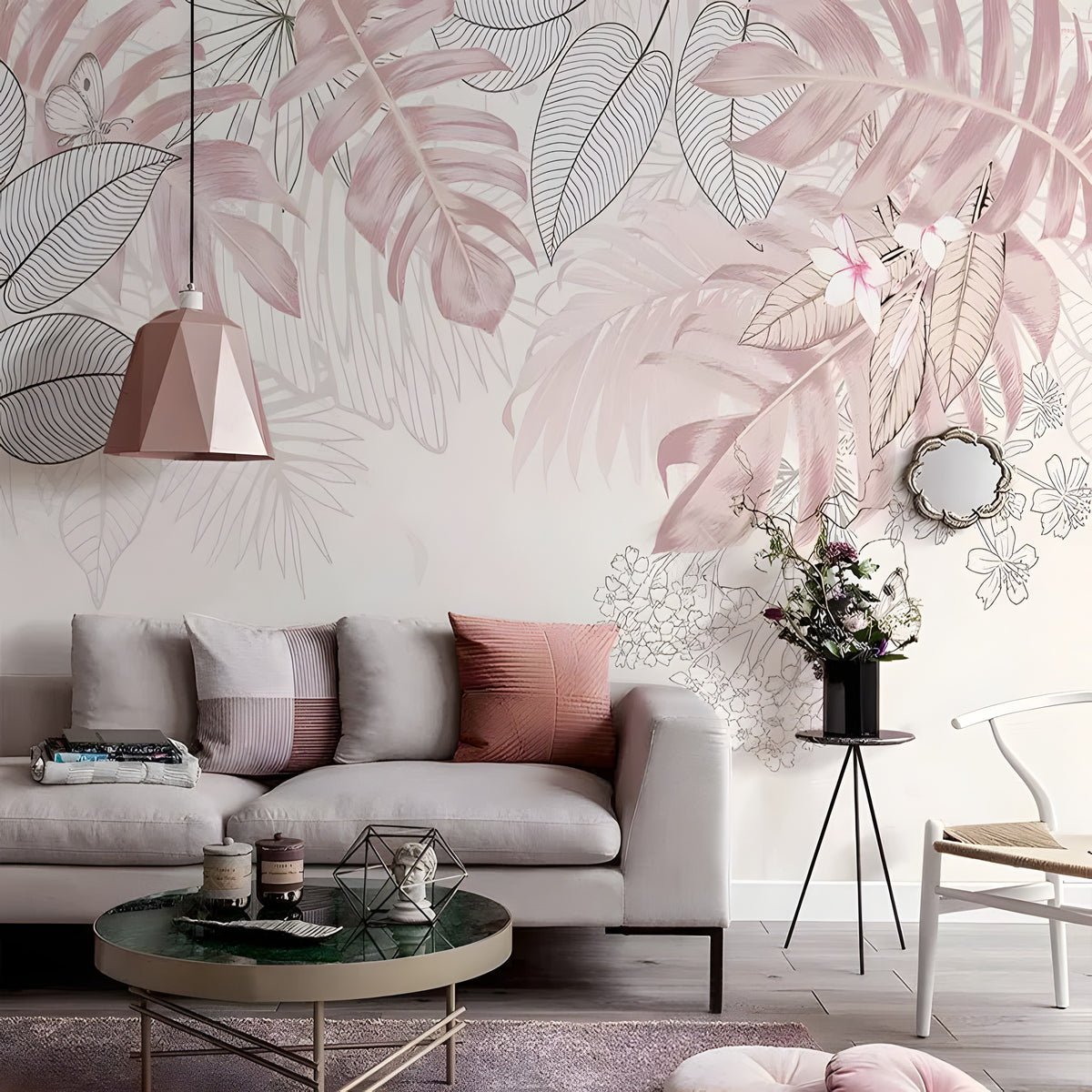 Grandes palmes tropicales roses et fleurs au trait sur un mur de salon