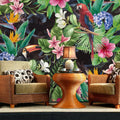 Décor mural jungle tropicale avec perroquet, toucan et fleurs sur fond noir